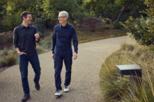 Apple bổ nhiệm ông John Ternus làm CEO, thay thế ông Tim Cook