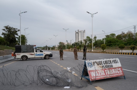Iran tuyên bố vẫn sẵn sàng chiến đấu dù đang đàm phán hòa bình với Mỹ