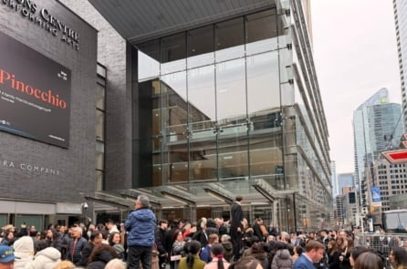 Vụ hủy biểu diễn Shen Yun ở Toronto: “Phép thử cho tự do”