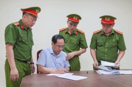 Giám đốc trung tâm trợ giúp xã hội ở Phú Thọ bị bắt vì chiếm đoạt tiền