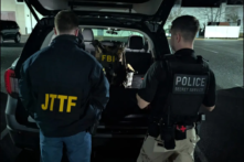 Bị FBI bắt giữ vì đe dọa giết ông Trump trên mạng xã hội