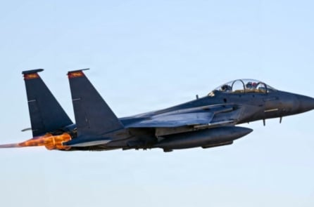Mỹ mất 400 triệu USD để cứu thành viên F-15E bị kẹt ở Iran, người Trung Quốc xôn xao