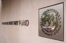 IMF cảnh báo: Chiến tranh ở Trung Đông làm chậm tăng trưởng kinh tế toàn cầu