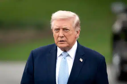 Ông Trump: Giá xăng sẽ giảm đáng kể khi chiến tranh Iran kết thúc