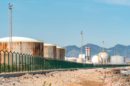 Israel tấn công hạ tầng năng lượng then chốt của Iran